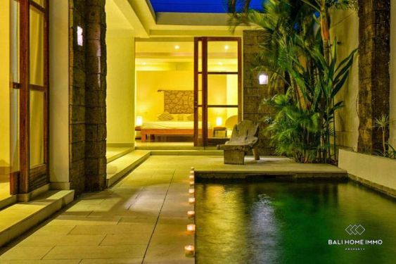 Image 2 from 2 Bedroom Villa for Sale Leasehold in Bali Seminyak Oberoi
