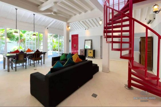 Image 3 from 2 Bedroom Villa with 1 upstair studio for Yearly Rental in Bali Seminyak