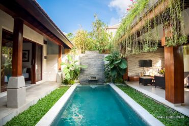 Image 1 from 2 Bedroom Villa For Yearly Rental in Berawa