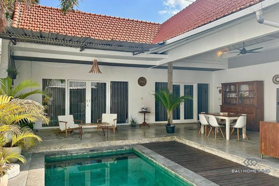 Image 1 from Villa de 2 chambres avec mezzanine à louer dans le centre de Berawa Canggu