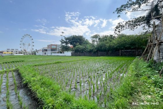 Image 2 from Disewakan tanah 23,75 are pinggir jalan dekat Pantai Berawa Bali