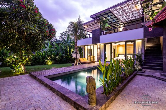 Image 1 from 3 Bedroom Family Villa For Rent in the middle of Batu Bolong Canggu Bali