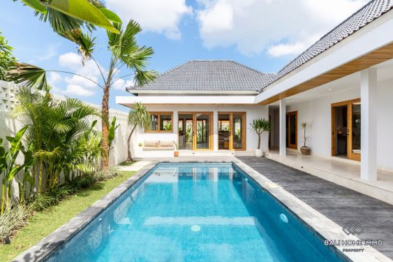 Image 1 from Villa familiale de 3 chambres à louer à Canggu Batu Bolong