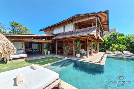 Image 3 from 3 bedroom villa with spacious garden for rent walking distance to Seseh Beach