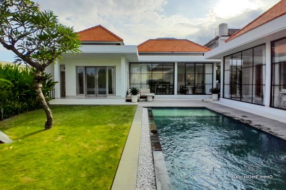 Image 1 from 3 Bedroom Family Villa For Sale Leasehold in Umalas
