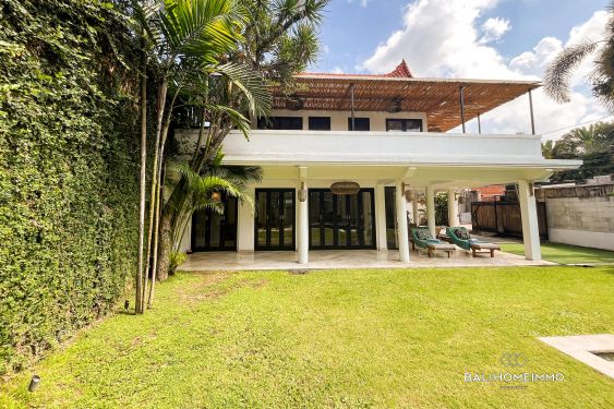 Image 3 from 3 Chambres Villa familiale avec jardin à louer à Umalas