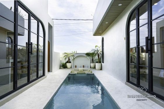 Image 2 from 3 Bedroom Mediterranean Villa for Sale in Pandawa