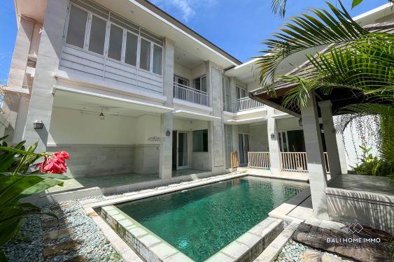 Image 1 from 3 Bedroom Unfurnished Villa for Rent Yearly in Central Seminyak