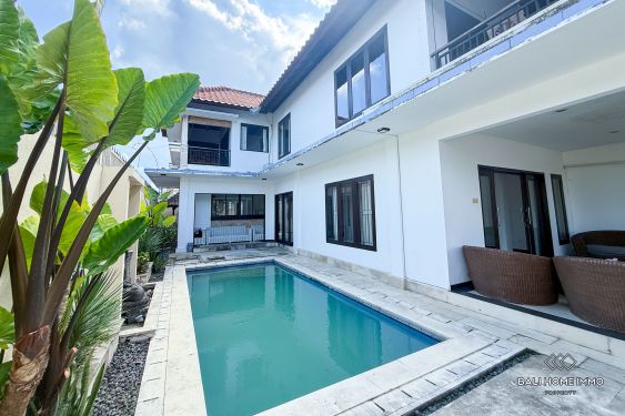 Image 1 from Villa de 3 chambres à rénover en location à Seminyak