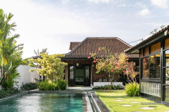 Image 3 from Vila 3 Kamar Tidur untuk Disewakan di Bali Berawa