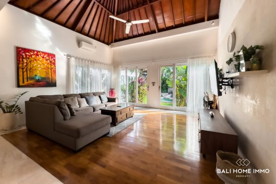Image 2 from Villa de 3 chambres à vendre à Bali Berawa Canggu