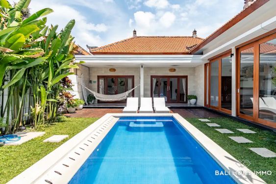 Image 1 from 3 Bedroom Villa for Sale in Bali Canggu Batu Bolong