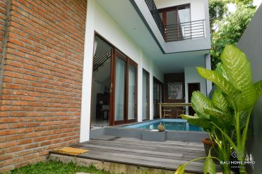Image 3 from VILLA 3 KAMAR TIDUR DISEWAKAN TAHUNAN DI PERERENAN