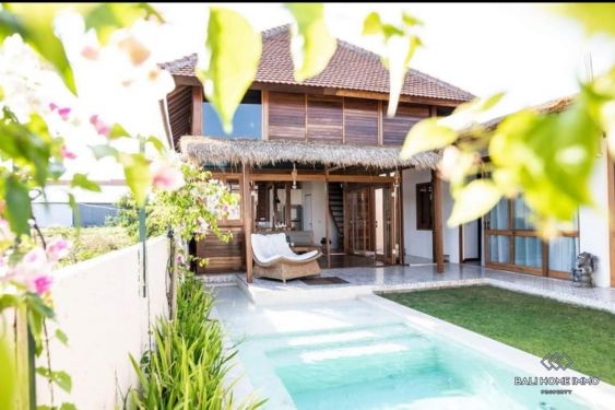 Image 1 from Villa de 3 chambres à louer à l'année au coeur de Berawa