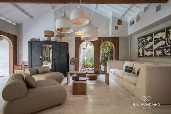 Image 2 from Villa familiale de 4 chambres à coucher à vendre à Berawa Bali