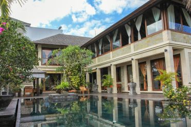 Image 1 from 4 Bedroom Villa for Monthly & Yearly Rental in Uluwatu