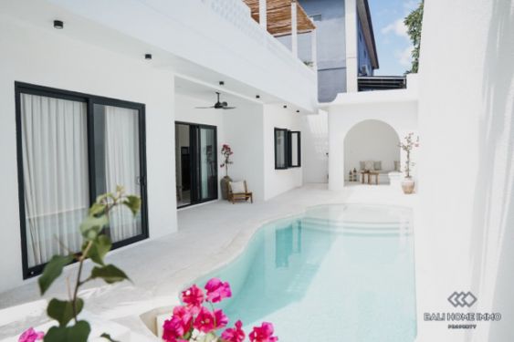 Image 1 from 4 Bedroom Villa for Rent in Canggu Residential side
