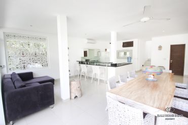 Image 3 from 4 Bedroom Villa for Yearly Rental in Bali Seminyak