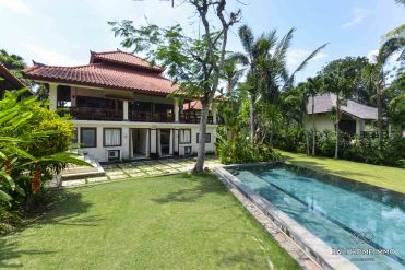 Image 2 from Villa 4 Kamar Disewakan Tahunan di Pererenan