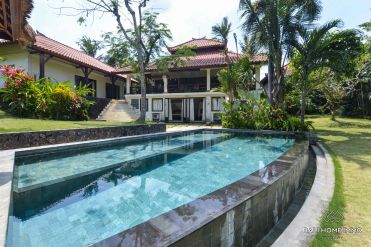 Image 1 from Villa 4 Kamar Disewakan Tahunan di Pererenan