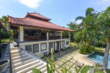 Image 3 from Villa 4 Kamar Disewakan Tahunan di Pererenan