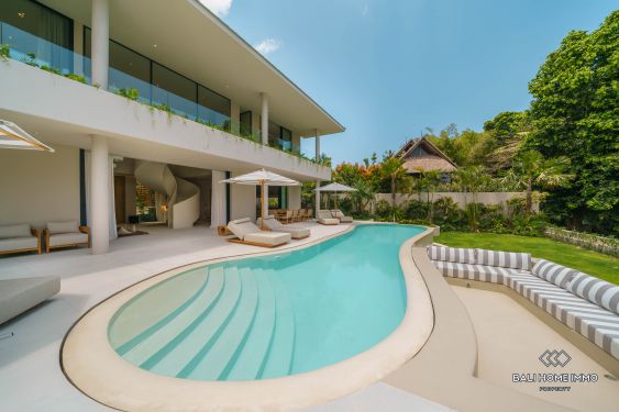 Image 1 from Modern 4 Bedroom Villa with Garden for yearly Rental in Pererenan