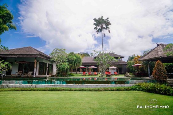 Image 1 from 5 Bedroom Estate with Large Garden For Sale in the heart of Pererenan Bali