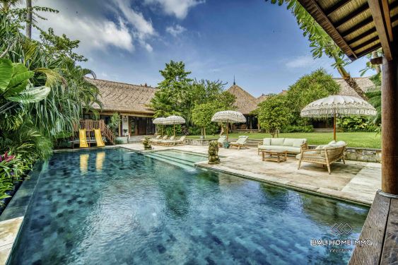 Image 1 from 6-Bedroom Oasis Tropical Villa for Sale in The Heart of Berawa