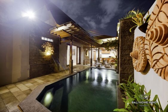 Image 1 from Villa moderne balinaise à 2 chambres à louer au mois à Bali Seminyak