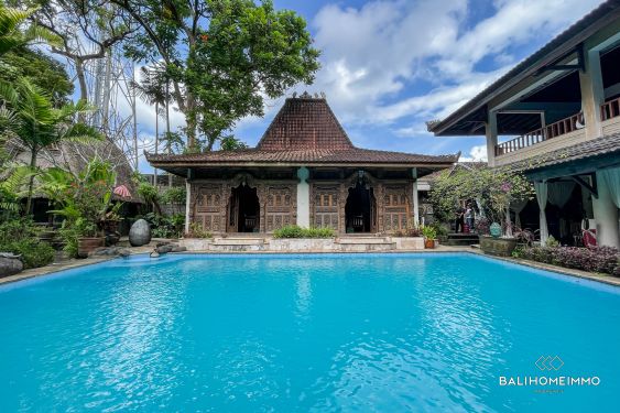 Image 3 from 6 Bedroom Villa + 9 Bedroom Apartment for Sale Freehold in Bali Seminyak