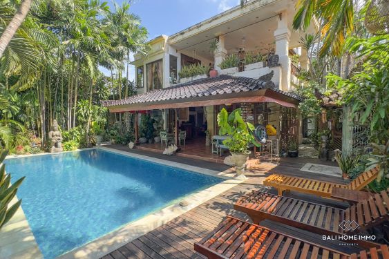 Image 1 from Belle villa de 4 chambres à vendre en location à Bali Seminyak
