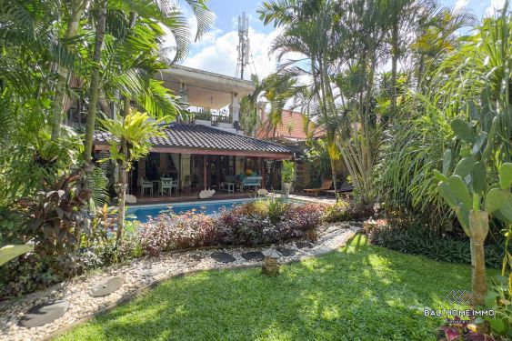 Image 2 from Dijual villa cantik 4 kamar dengan hak sewa di Seminyak, Bali