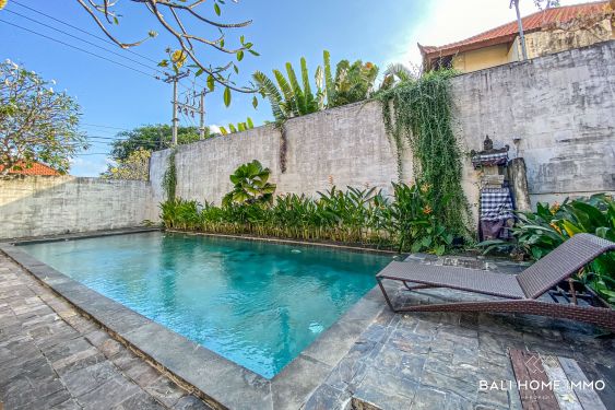 Image 2 from VILA 6 KAMAR TIDUR YANG INDAH UNTUK DIJUAL HAK MILIK DI BALI NUSA DUA