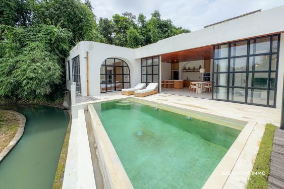Image 1 from Dijual Vila Baru Riverside 2 Kamar di Ubud