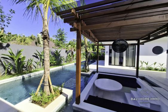 Image 2 from Villa tropicale neuve de 3 chambres à vendre à Ungasan
