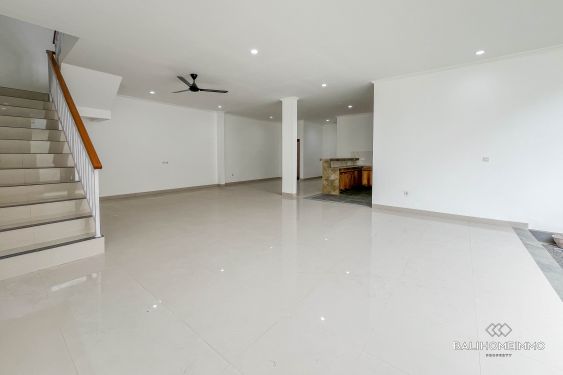 Image 2 from Brand New 3 Bedroom Villa for Rent in Kerobokan Bali