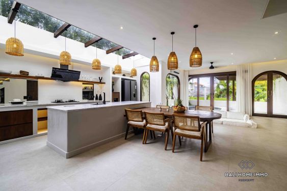 Image 1 from Brand new 3 bedroom villa for sale leasehold in the heart of Berawa