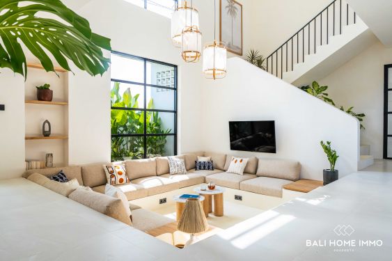 Image 3 from Dijual Villa 4 Kamar Tidur Baru Hak Sewa di Bali Dekat Pantai Seseh