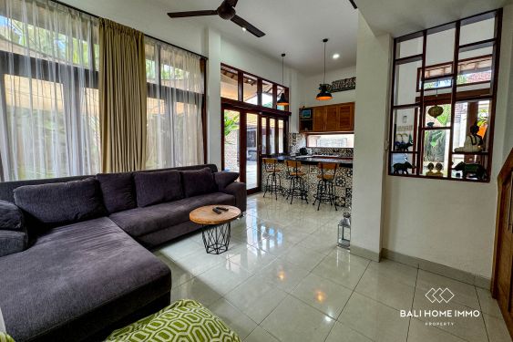 Image 3 from Charming 3-bedroom villa for sale in the center of Oberoi - Seminyak