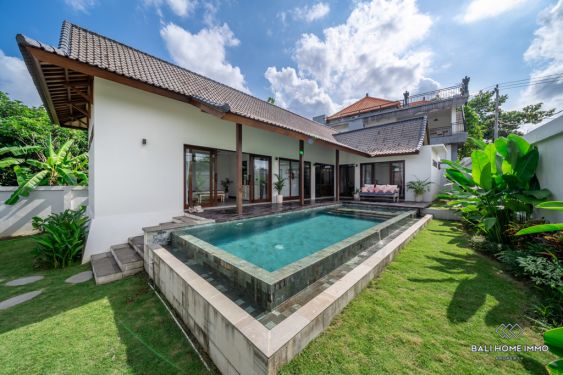 Image 2 from Charming 3 Bedroom Villa for Sale Leasehold in Bali Tumbak Bayuh