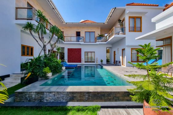 Image 1 from Charmante villa de 6 chambres à vendre en bail à Bali Batu Belig