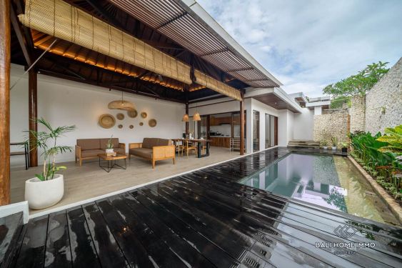 Image 1 from CHIC TROPICAL 2-BEDROOM VILLA FOR RENT IN ULUWATU NEAR PADANG PADANG BEACH