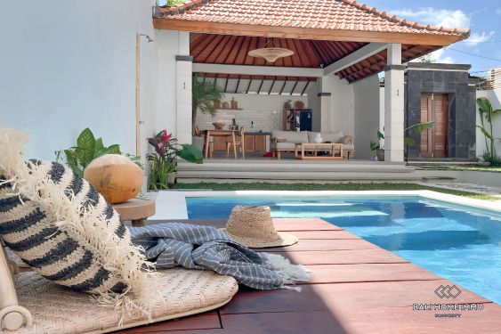 Image 1 from ALL INCLUSIVE COZY 3 BEDROOM VILLA WITH PRIVATE POOL FOR MONTHLY RENTAL IN KEROBOKAN