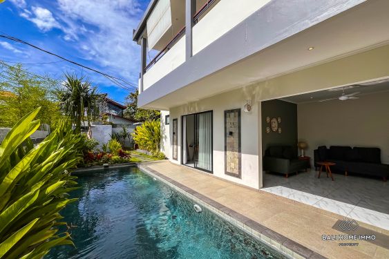 Image 2 from VILLA CONFORTABLE ET MAGNIFIQUE DE 3 CHAMBRES À VENDRE ET À LOUER À BALI - UNGASAN