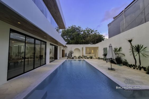 Image 2 from Villa exclusive de 5 chambres à vendre et à louer à Jimbaran – Design haut de gamme