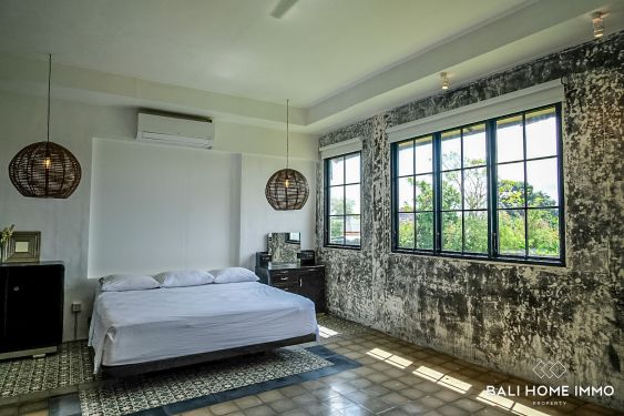 Image 3 from Villa de style industriel de 3 chambres à vendre à Bali Umalas