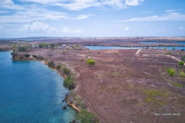 Image 3 from Beachfront Land For Sale Freehold In Lombok