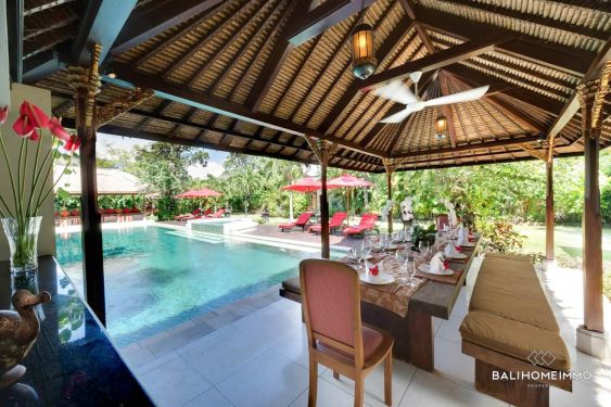 Image 2 from Luxury 6 Bedroom Villa for Sale Leasehold in Bali Seminyak Oberoi