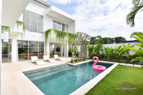 Image 2 from Modern 4 Bedroom Family Villa For Monthly Rental in Berawa Bali