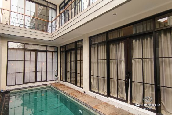 Image 2 from VILLA 3 KAMAR TIDUR MODERN STYLISH UNTUK DIJUAL DAN DISEWA DI JIMBARAN DEKAT PANTAI JIMBARAN